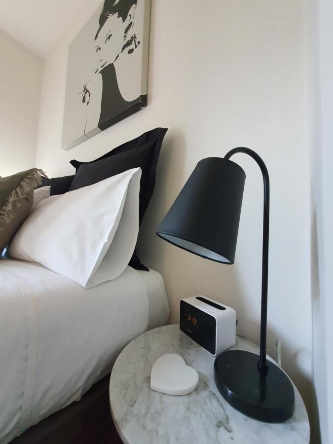 Harbour Escape Apartments Docklands Melbourne Bagian luar foto