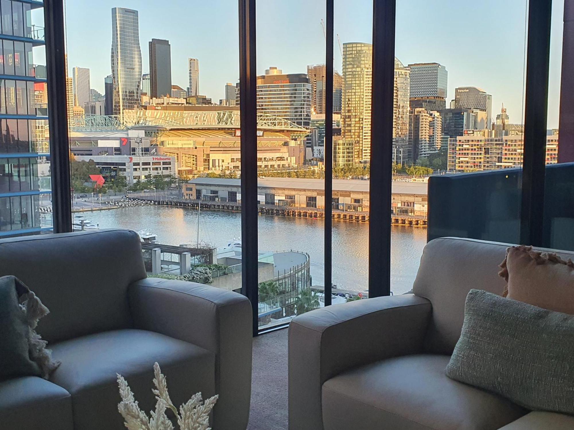 Harbour Escape Apartments Docklands Melbourne Bagian luar foto