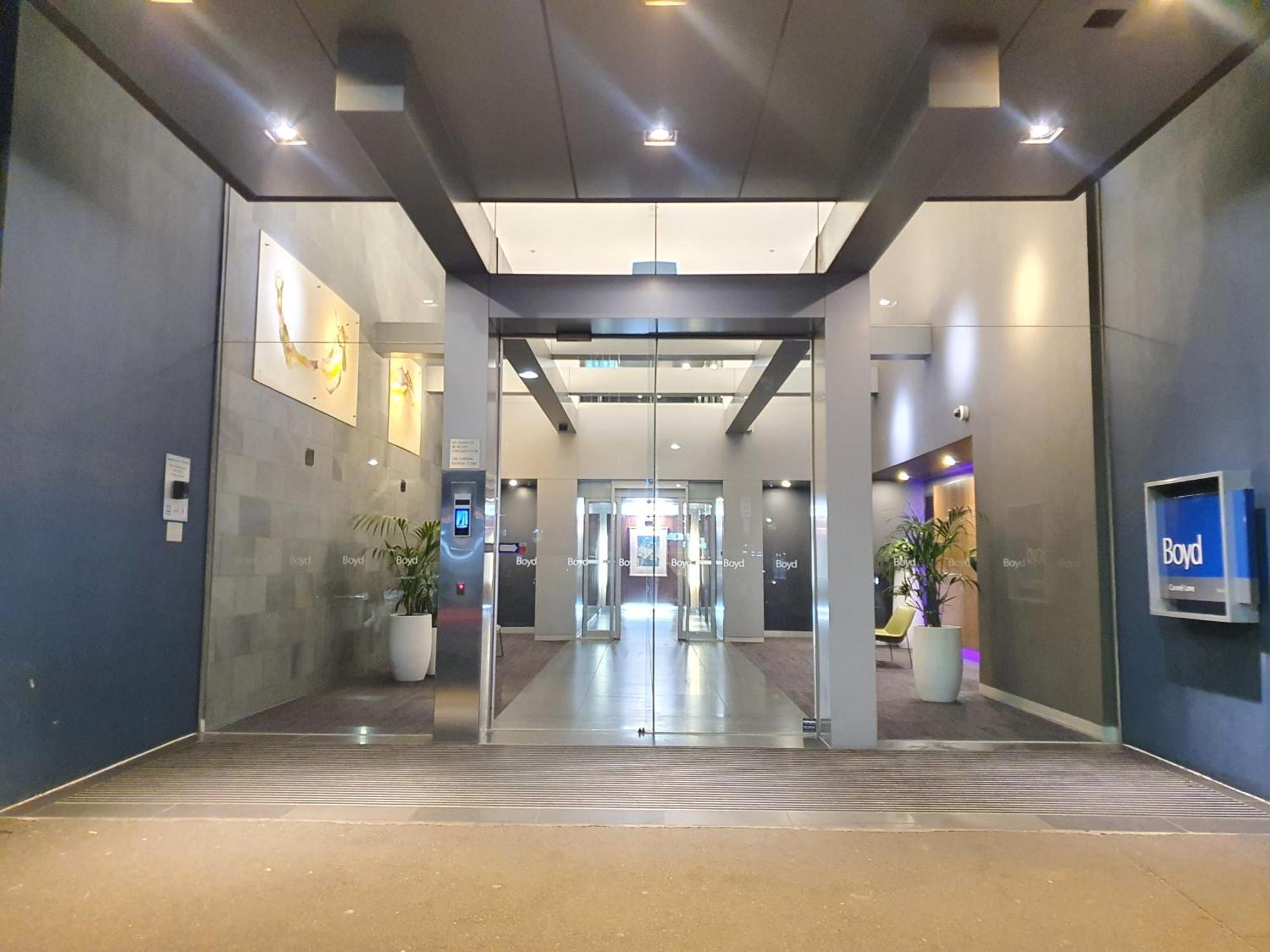 Harbour Escape Apartments Docklands Melbourne Bagian luar foto