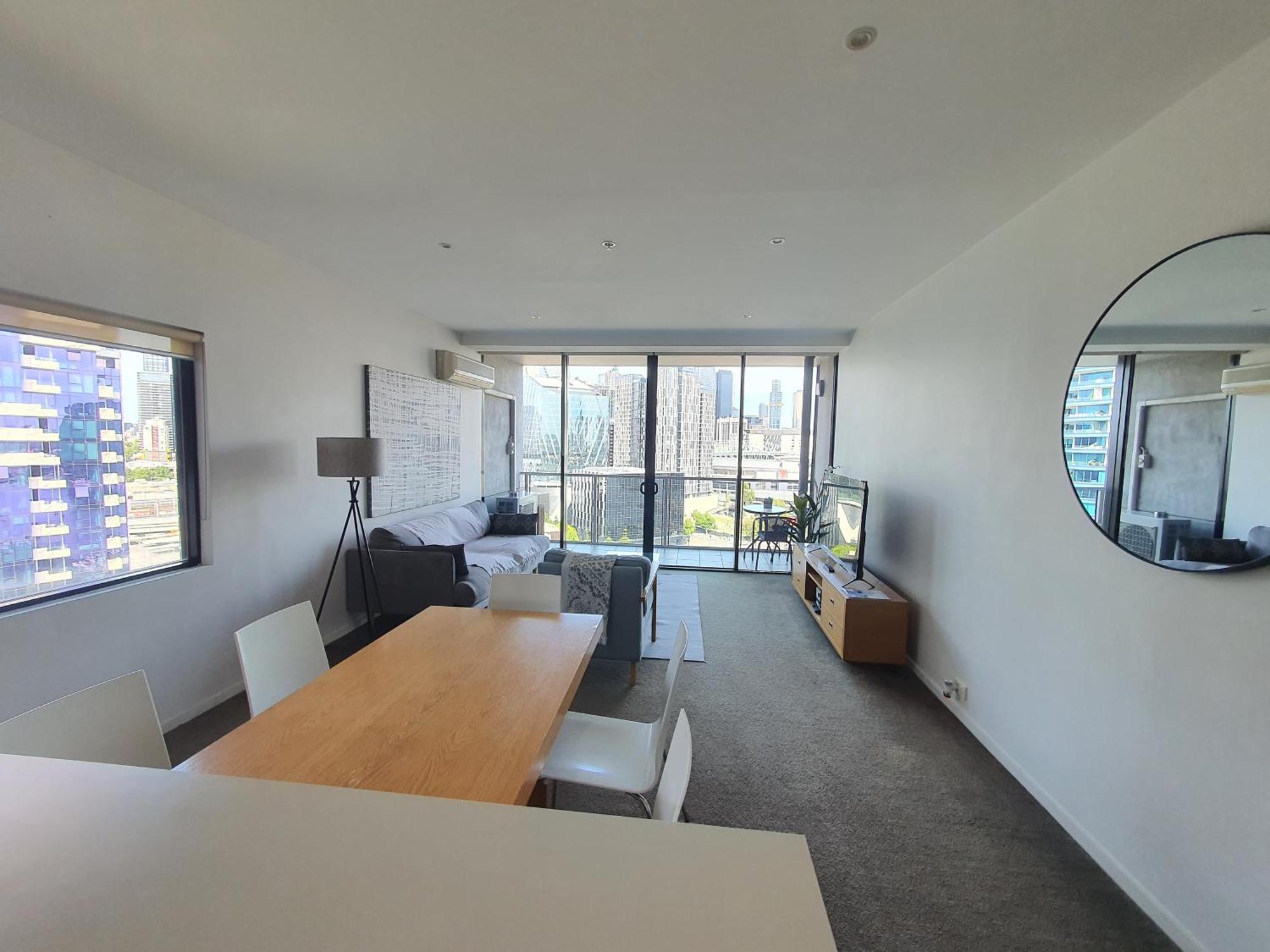 Harbour Escape Apartments Docklands Melbourne Bagian luar foto