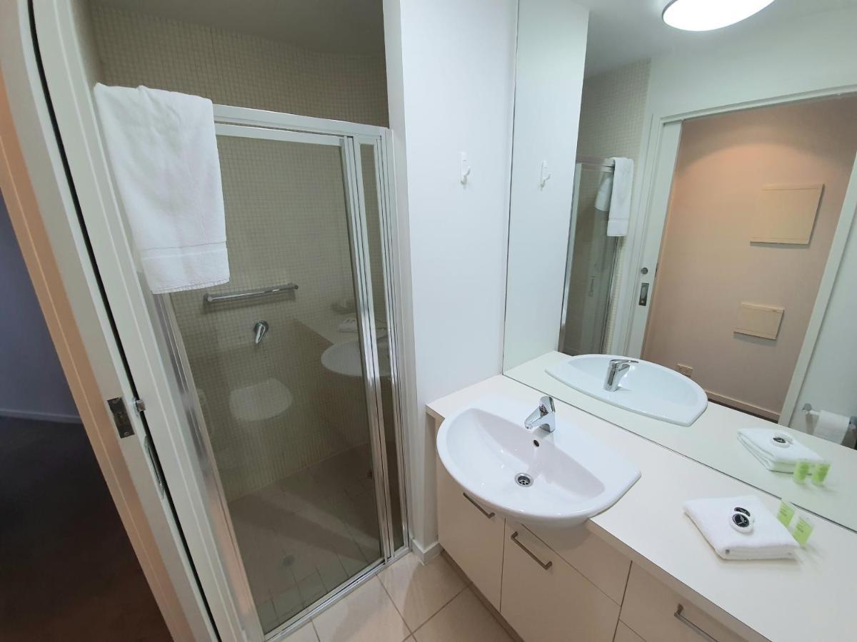 Harbour Escape Apartments Docklands Melbourne Bagian luar foto